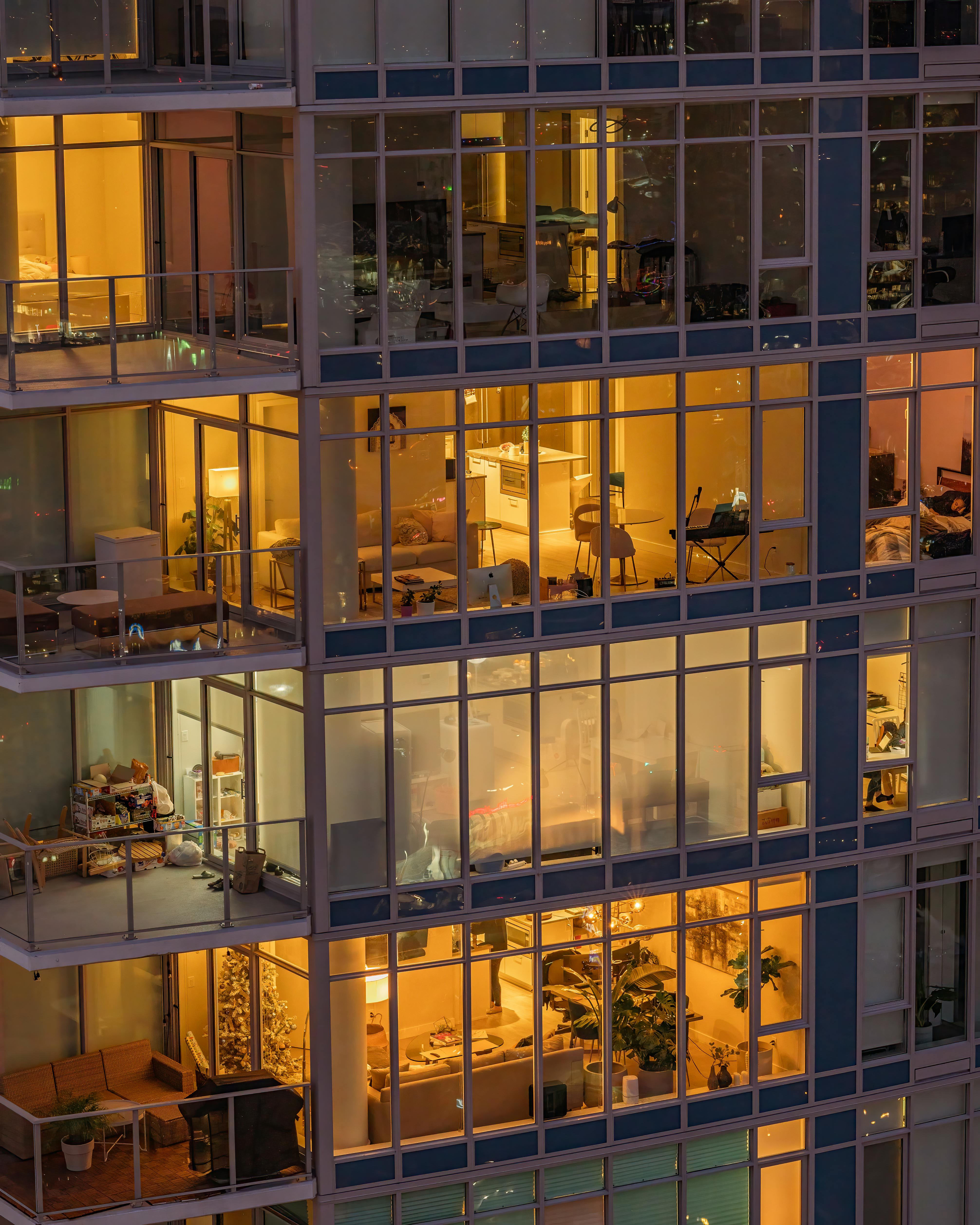 Image of high-rise apartment building
